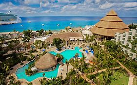 Grand Park Royal Cozumel Hotel Exterior photo
