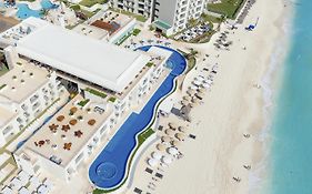 Emporio Cancun Hotel Exterior photo