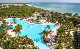 Grand Palladium Colonial Resort & Spa photos Exterior