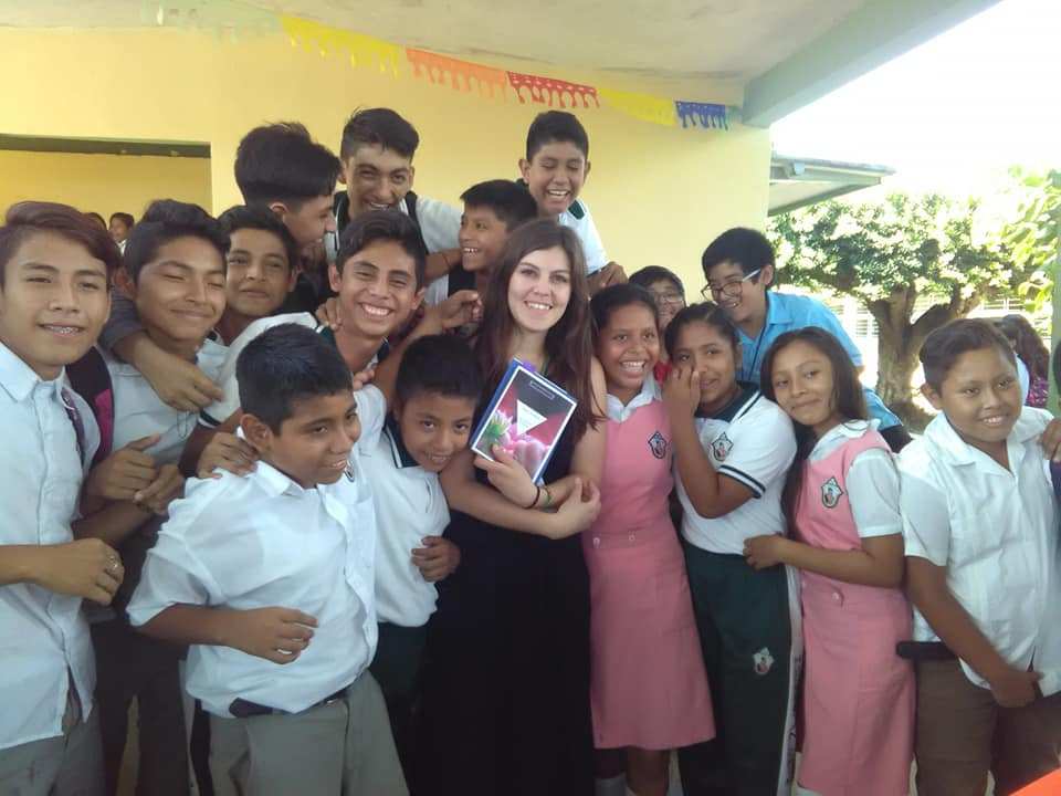 ayariluders_mujerdetierra_festivalmesoamericanodepoesia_secundaria_huehuetan_mexico